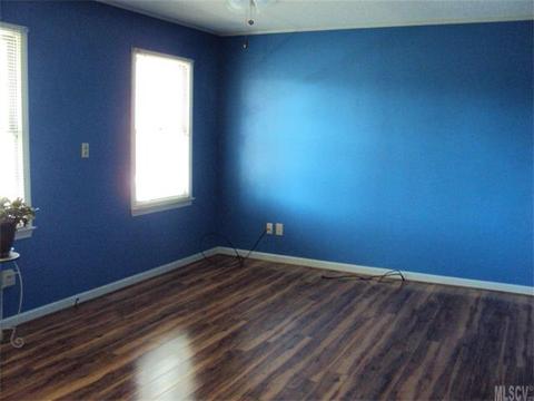 3605 Smithfield Dr, Conover, NC 28613 photo 3