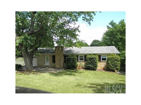1003 2nd St, Conover, NC 28613 photo 1