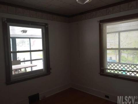 504 Mull St, Morganton, NC 28655 photo 5