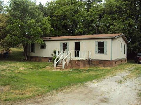 2030 3rd Ave, Hickory, NC 28602 photo 1