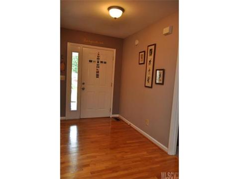 310 Willowbrook Dr, Morganton, NC 28655 photo 2