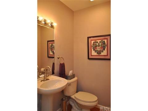 310 Willowbrook Dr, Morganton, NC 28655 photo 3