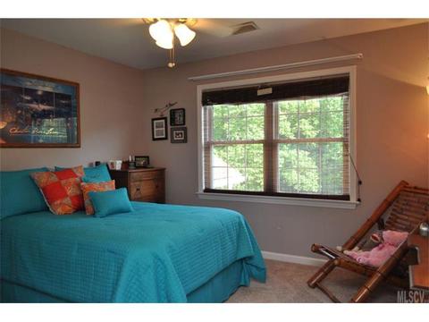 310 Willowbrook Dr, Morganton, NC 28655 photo 10