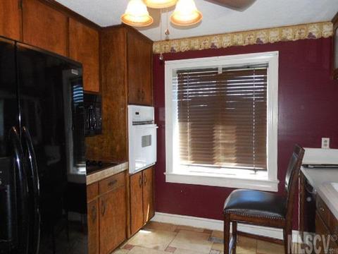 5625 Clearlake Dr, Hickory, NC 28601 photo 14