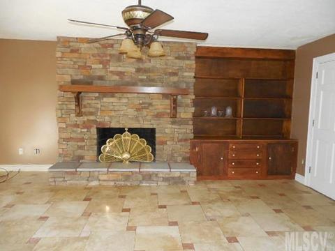 5625 Clearlake Dr, Hickory, NC 28601 photo 15
