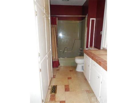 5625 Clearlake Dr, Hickory, NC 28601 photo 4