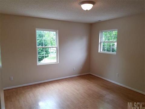 119 1st Ave, Conover, NC 28613 photo 12