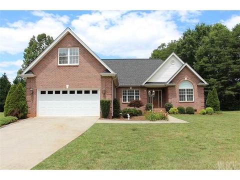 631 Spencer Rd, Conover, NC 28613 photo 1