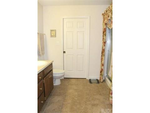 631 Spencer Rd, Conover, NC 28613 photo 7
