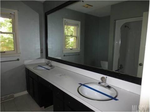 205 7th St, Conover, NC 28613 photo 7