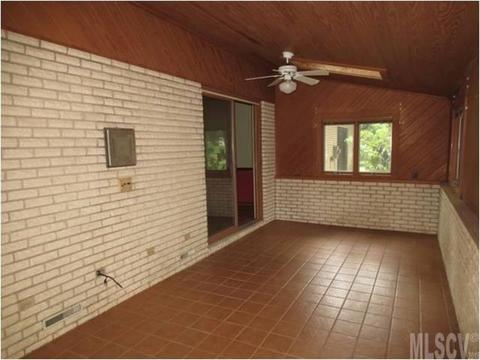 205 7th St, Conover, NC 28613 photo 3