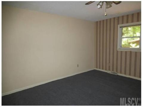 205 7th St, Conover, NC 28613 photo 9