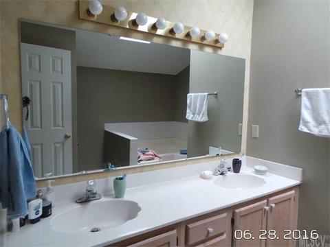 5159 Olde School Dr, Hickory, NC 28602 photo 5