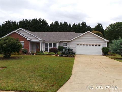 5159 Olde School Dr, Hickory, NC 28602 photo 1