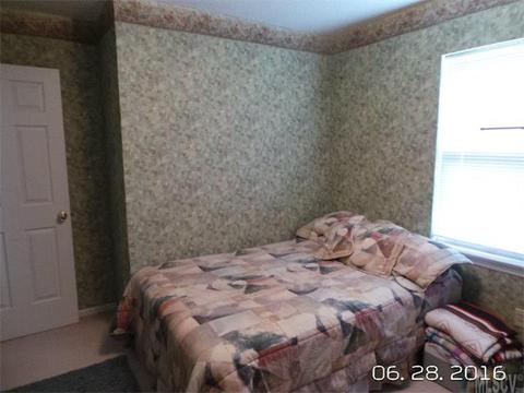 5159 Olde School Dr, Hickory, NC 28602 photo 3