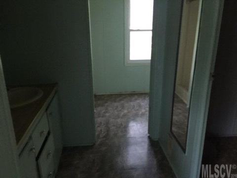 2495 Christopher Rd, Morganton, NC 28655 photo 10
