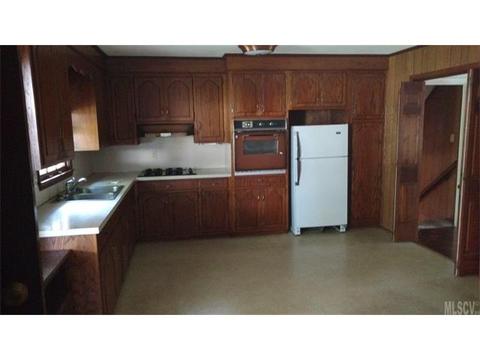 313 2nd Ave, Conover, NC 28613 photo 11