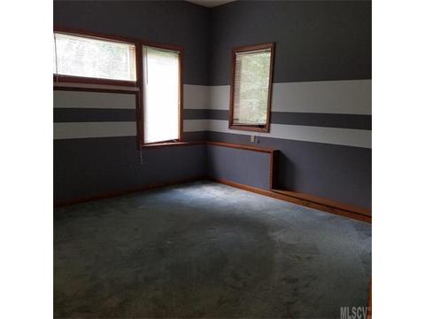 108 E Trace Dr, Newton, NC 28658 photo 6