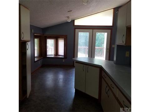 108 E Trace Dr, Newton, NC 28658 photo 10