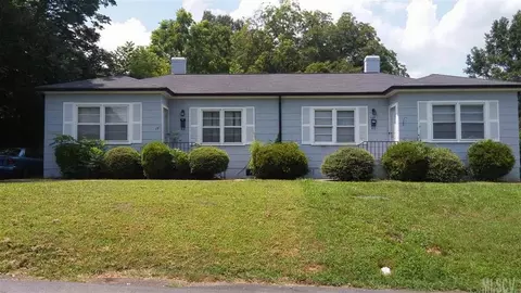 3 Rd Ne Ave NE, Conover, NC 28613 photo 2