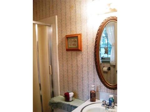 910 E 23rd St, Newton, NC 28658 photo 12