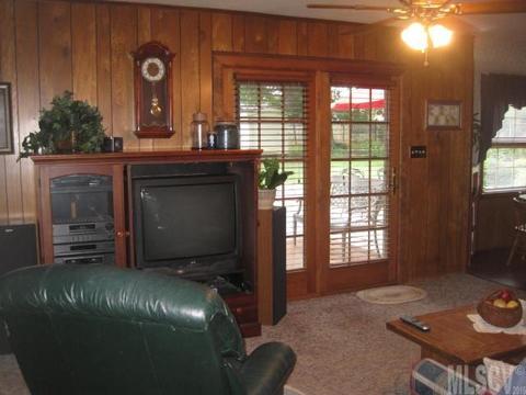 910 E 23rd St, Newton, NC 28658 photo 8