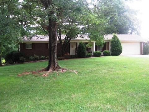910 E 23rd St, Newton, NC 28658 photo 18