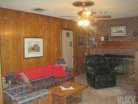910 E 23rd St, Newton, NC 28658 photo 7