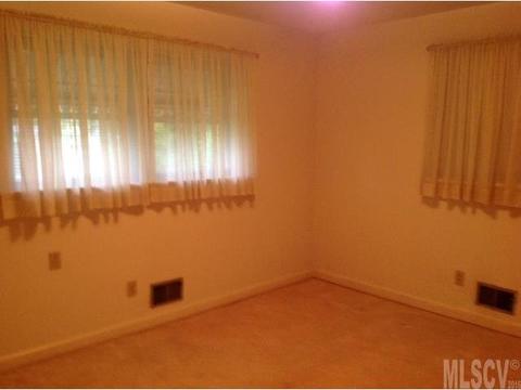 5081 Circle Dr, Conover, NC 28613 photo 3