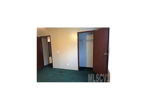 7239 Maynard Dr, Hickory, NC 28602 photo 9