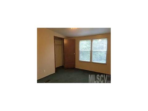 7239 Maynard Dr, Hickory, NC 28602 photo 8