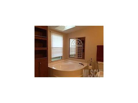 7239 Maynard Dr, Hickory, NC 28602 photo 5