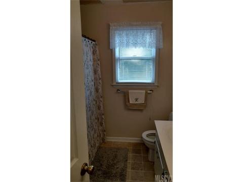 3243 24th St, Hickory, NC 28601 photo 10