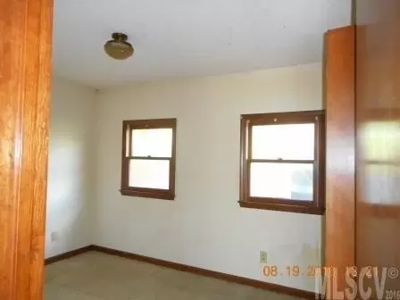 217 Lake Side Loop, Hickory, NC 28601 photo 6