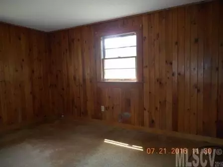 217 Lake Side Loop, Hickory, NC 28601 photo 3