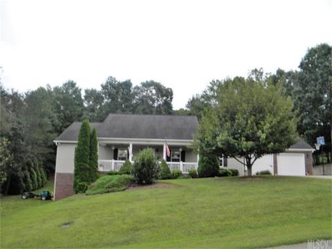6510 Emory Dr, Hickory, NC 28601 photo 1