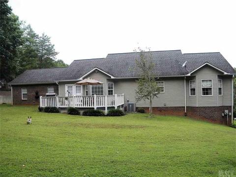 6510 Emory Dr, Hickory, NC 28601 photo 13