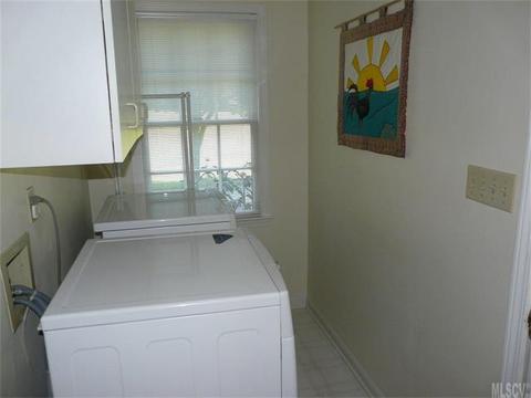 1173 Creekside Dr, Conover, NC 28613 photo 3
