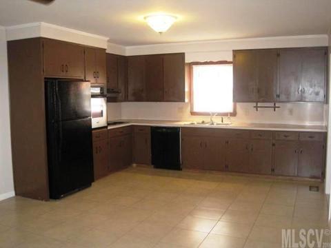 308 2nd Ave, Conover, NC 28613 photo 22