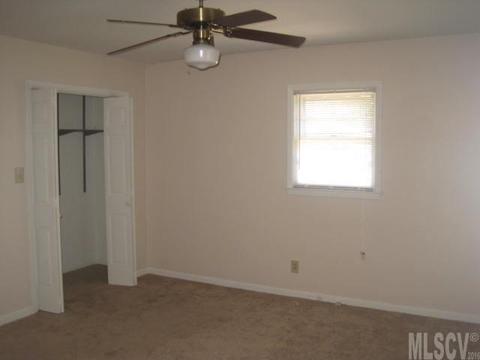 308 2nd Ave, Conover, NC 28613 photo 9