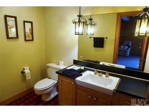 219 8th St, Conover, NC 28613 photo 17