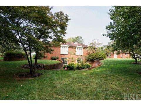 219 8th St, Conover, NC 28613 photo 2