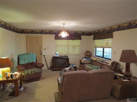 635 Fox Mountain Rd, Hiddenite, NC 28636 photo 4