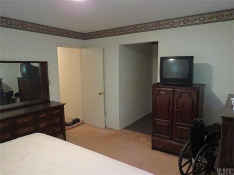 635 Fox Mountain Rd, Hiddenite, NC 28636 photo 9