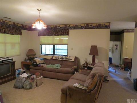 635 Fox Mountain Rd, Hiddenite, NC 28636 photo 3