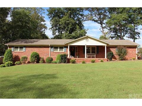 1663 26th St, Hickory, NC 28601 photo 1
