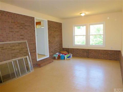1007 2nd St, Conover, NC 28613 photo 11