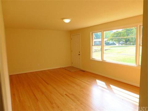 1007 2nd St, Conover, NC 28613 photo 13