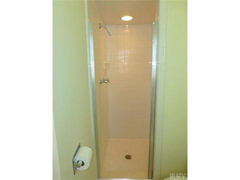 1007 2nd St, Conover, NC 28613 photo 5