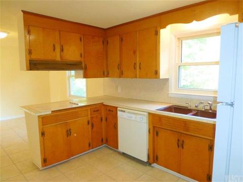 1007 2nd St, Conover, NC 28613 photo 9